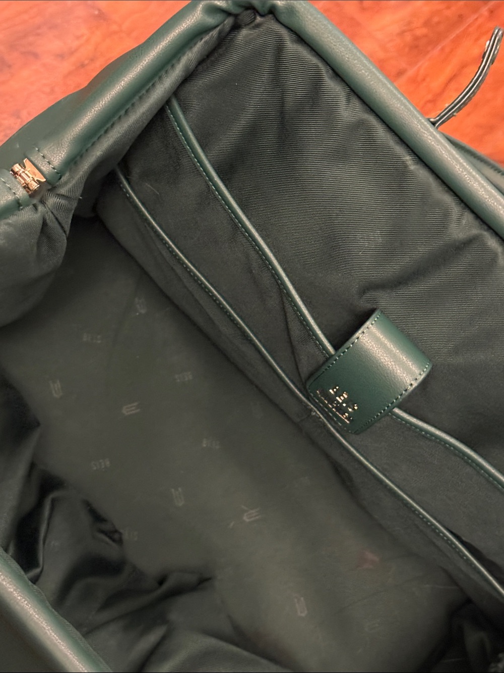 Beis Wicked Weekender Bag well loved - Picture 5 of 7